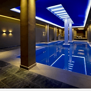 İÇTEN TAŞMALI OTEL HAVUZU